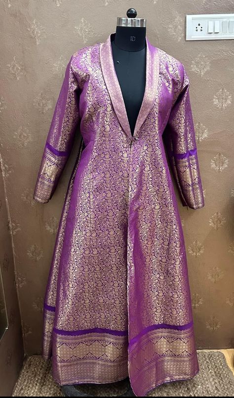 Long Over Coats On Kurtis, Dress From Silk Saree, Brocade Cord Set, Old Saree Reuse Sari Dress, Saree Recycle Dresses Indian, Old Saree To New Dress, Ghagra Blouse, Outfit From Saree, Saree Upcycle