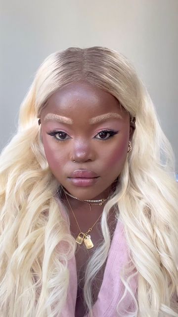 Blonde Brows Makeup Look, Bleached Eyebrows Blonde Hair, Blonde Hair Blonde Eyebrows, Blonde Eyebrows Black Women, Coloured Eyebrows, Shaved Brows, Bleach Eyebrows Dark Hair, Bleached Brows Makeup, Pink Blush Makeup