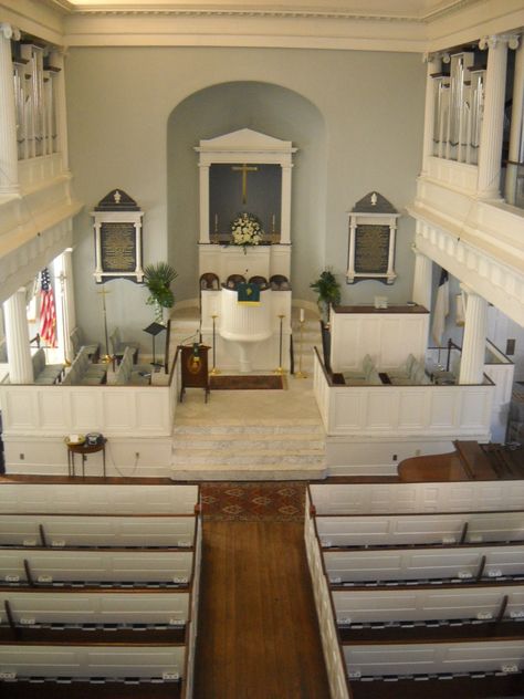 baptist church in Charleston Charleston Churches, Southern Baptist Church, The Book Of Acts, Hosanna In The Highest, Book Of Acts, Church Aesthetic, North Garden, Church Interior, Christian Bible Study