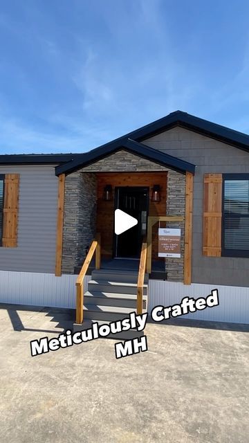 Chance’s Home World on Instagram: "👆🏼This prefab house is the “Crestwood” by Winston Homebuilders! This manufactured home is apart of their new FarmLuxe series! WATCH THE FULL mobile home TOUR ON THE CHANNEL FOR ALL THE INFO AND PRICING, link in bio!  #prefabhouse #housetour #newhome #manufacturedhome #mobilehome #realestate #prefabhomes" Painting Mobile Home Exterior, Manufactured Home Exterior, Small Manufactured Homes, Pre Manufactured Homes, Small House Tour, Manufactured Home Porch, Best Modular Homes, Double Wide Manufactured Homes, New Manufactured Homes