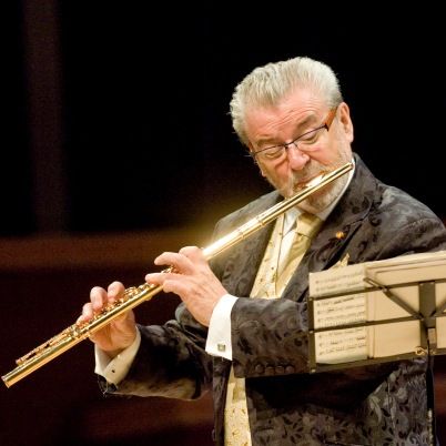 James Galway, Playing Flute, Flute Player, Flute Music, Woodwind Instruments, Thanks Mom, Oral History, Meaning Of Life, Galway