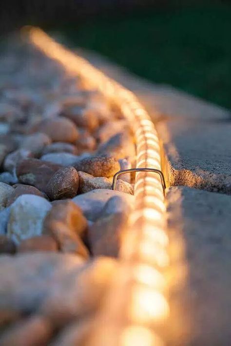 29+ Awesome Lighting Ideas to Beautify Your Backyard Diy Outdoor Lighting, Outdoor Walkway, Patio Diy, Backyard Porch, Backyard Lighting, Decks Backyard, Sunrooms, Backyard Deck, Backyard Fences