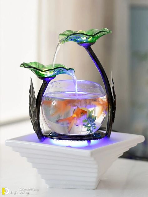 30 Great Water Fountain Designs for Your Home Check more at https://zugnews.com/30-great-water-fountain-designs-for-your-home/ Water Fountain Ideas, Ceramic Fountain, Retro Room Ideas, Aquarium Mini, Fish Tank Wall, Table Fountain, Water Wall Fountain, Water Fountain Design, Fountain Ideas