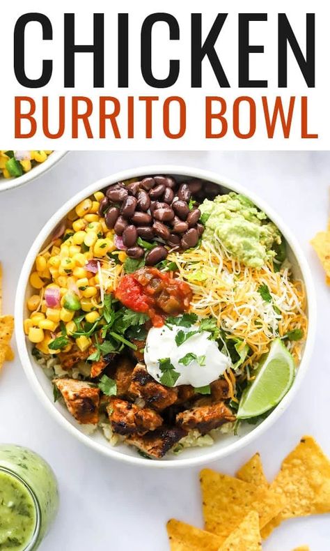 These chicken burrito bowls combine tender marinated chicken, cilantro cauliflower rice, corn salsa, black beans and romaine lettuce all topped with a delicious tomatillo avocado dressing. Perfect for meal prep. Cilantro Cauliflower Rice, Mexican Chicken Bowl, Chicken Cilantro, Chicken Burrito Bowls, Lime Rice Recipes, Burrito Bowls Recipe, Chicken Burrito, Chicken Burrito Bowl, Avocado Dressing