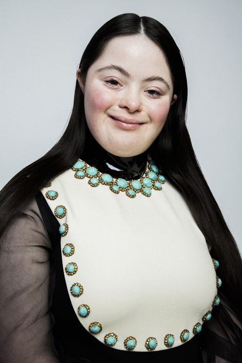 Gucci Beauty Campaign Stars Down's Syndrome Model | POPSUGAR Beauty James Nachtwey, Gregory Crewdson, Francesca Woodman, Gucci Beauty, Diane Arbus, Face Drawing Reference, Unique Faces, Edward Hopper, Richard Avedon