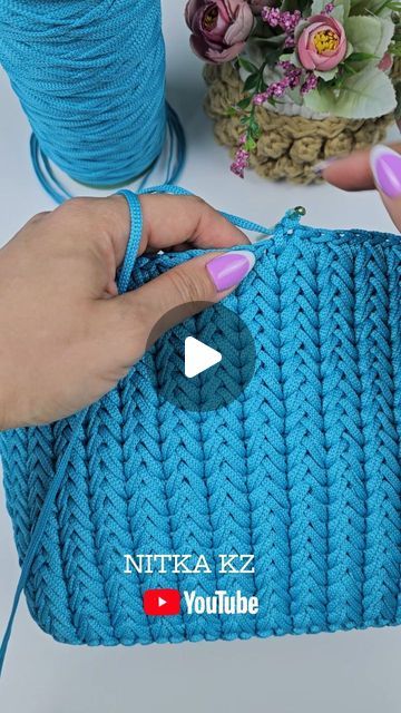 Pop Top Crafts, Yarn Tutorials, Handbags Patterns, Crochet Stitches Free, Crochet T Shirts, Crochet Stitches Video, Crochet Handbags Patterns, Pop Top, Crochet Videos Tutorials