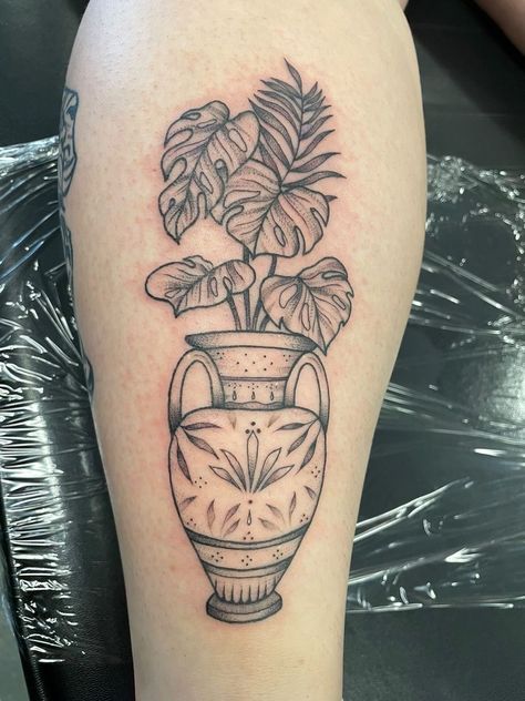 Greece Tattoo, Vase Tattoo, Lovely Tattoo, Cupid Tattoo, Vintage Tattoo Art, Organic Tattoo, Vase Plant, Plant Tattoo, Calf Tattoo