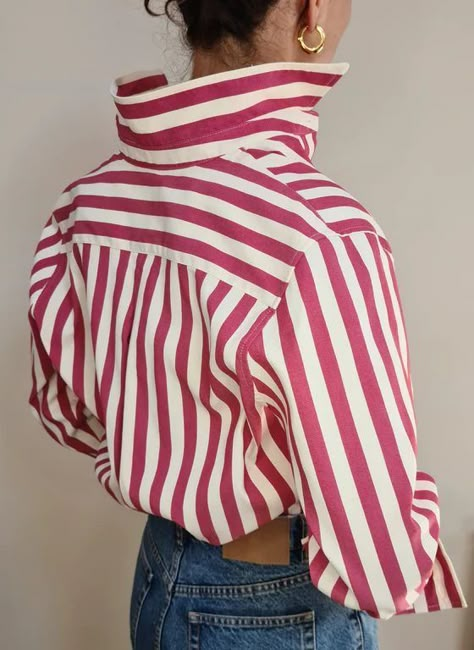 Red Striped Shirt Outfit, Outfits With Striped Shirts, Red And White Shirt, Red Striped Shirt, White Shirt Outfits, Blue Denim Shirt, White Stripes Shirt, Blue Striped Shirt, Red Shirt