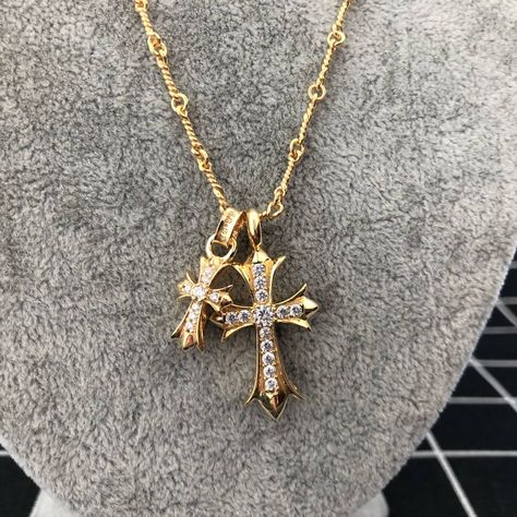 Gold Chrome Hearts, Chrome Hearts Necklace, Diamond Cross Necklace, Aesthetic Jewelry, Hearts Necklace, Gold Chrome, Diamond Cross, Chrome Hearts, Diamond Heart