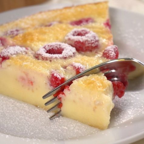 Raspberry Clafoutis Raspberry Clafoutis Recipe, Raspberry Clafoutis, Desserts Board, Raspberry Recipe, Clafoutis Recipe, Clafoutis Recipes, Cherry Clafoutis, Classic French Desserts, Easter Brunch Food