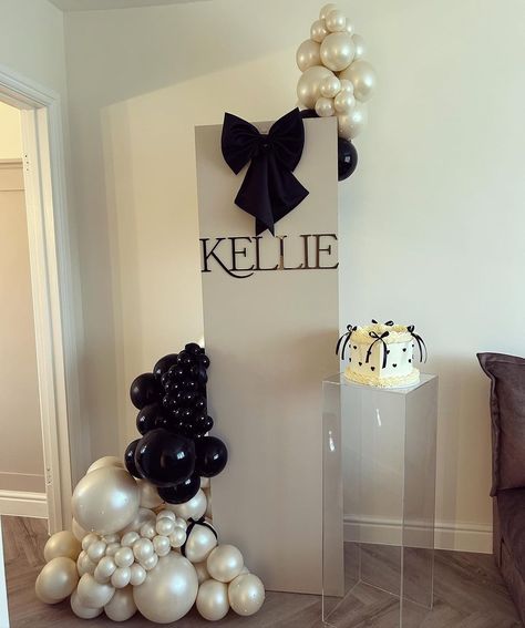 KELLIE 🖤 Introducing our new super skinny sailboard 🤍 We added a large silk bow paired with an acrylic name to the sailboard, which was s… | Instagram 18th Party Ideas, All Black Party, Graduation Party Desserts, 25th Birthday Parties, Bridal Shower Balloons, Birthday Dinner Party, Cute Birthday Ideas, Motif Art Deco, Birthday Party Theme Decorations