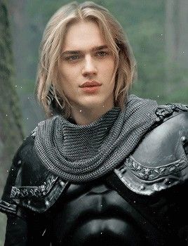 Male Faceclaims Gif, Genderbent Characters, Ton Heukels, Aemon Targaryen, Rhaegar Targaryen, Medieval Hairstyles, Rhaenyra Targaryen, Female Knight, Blonde Guys