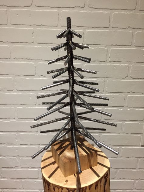 Rebar Christmas tree By Yanick Bluteau Metal Sculpture Artists, Welding Art Projects, Metal Tree Wall Art, Metal Welding, Sculpture Metal, Steel Sculpture, Metal Tree, Metal Projects, Metal Art Projects