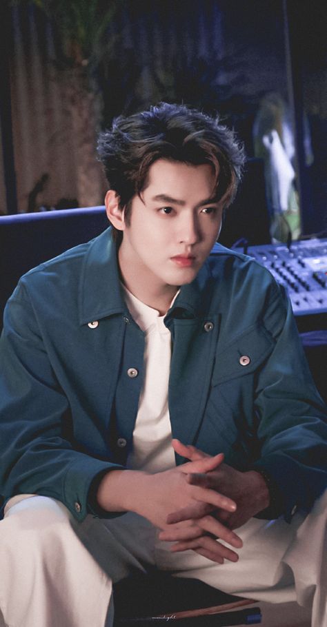 Kris Wu Boyfriend Material, Kris Wu Cute, Kris Exo, Exo Fan Art, Exo Fan, Kris Wu, Bts Quotes, Thai Drama, Cha Eun Woo