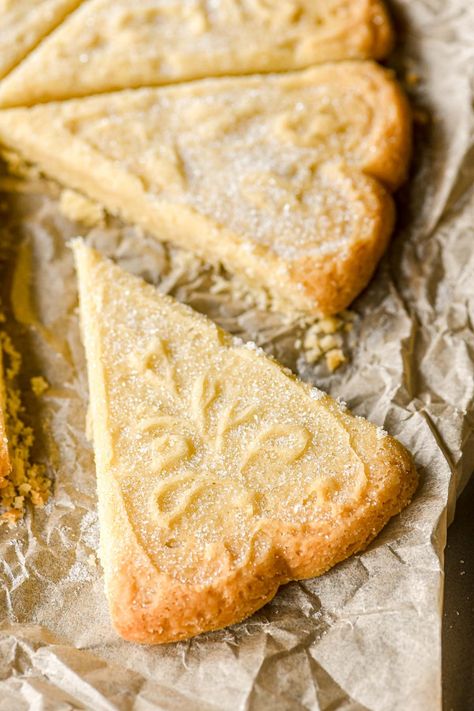 Flaky Shortbread Cookies, Shortbread Pastry Recipe, Traditional Scottish Shortbread Cookies, Swedish Shortbread Cookies, Scottish Fern Cakes, Molded Shortbread Cookie Recipe, British Shortbread Cookies, Decorating Shortbread Cookies, Best Shortbread Recipe