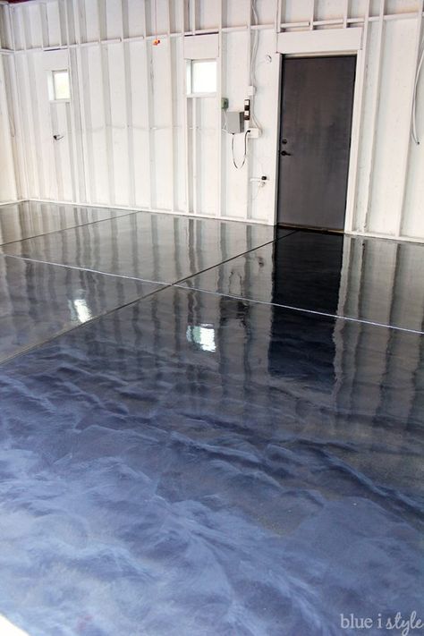 Bring new life to your old floors with these unique and beautiful cheap flooring ideas. Cheap Flooring Ideas, Garage Floor Finishes, Inexpensive Flooring, Garage Boden, Garage Floor Paint, Garage Floor Coatings, Garage Floor Epoxy, Cheap Flooring, Garage Door Makeover