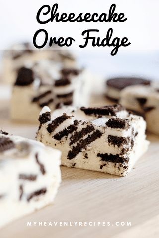 Oreo Cheesecake Fudge Cheesecake Fudge Recipe, Oreo Fudge Recipe, Oreo Christmas, Fudge Cheesecake, Cheesecake Fudge, Classic Fudge, My Heavenly Recipes, Holiday Plate, Heavenly Recipes