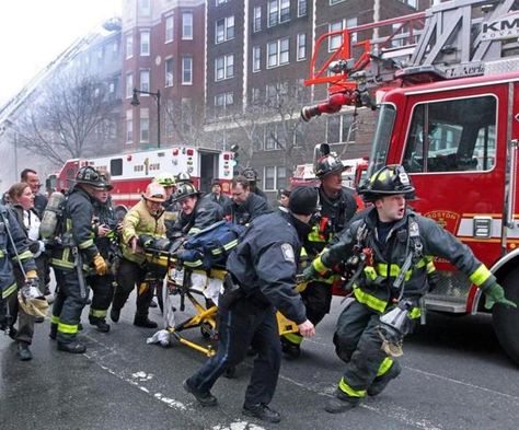 One Team One Goal, Service To Others, Firefighter Gear, Firefighter Pictures, Volunteer Firefighter, Emergency Medical Services, Fire Apparatus, Fire Service, Fire Protection