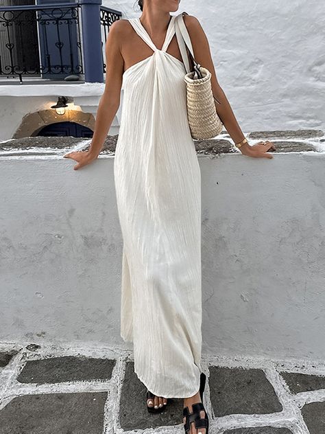 Loose Sleeveless Pleated Solid Color Spaghetti-Neck Maxi Dresses BEIGE-S Beige Dress Outfit, Greece Dress, Beach Chic Fashion, Chic Resort Wear, Greece Outfit, Beige Outfit, Italy Outfits, Beige Dresses, Casual Office