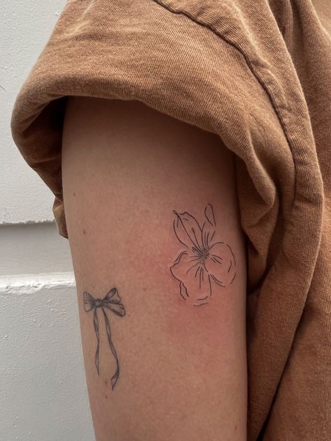 Hibiscus Lower Back Tattoo, Hibiscus Branch Tattoo, Chinese Hibiscus Tattoo, Dainty Hibiscus Tattoo, Bauhinia Flower Tattoo, Hibiscus Syriacus Tattoo, Gumamela Flower Tattoo, Flower Dainty Tattoo, Hibiscus Back Tattoo