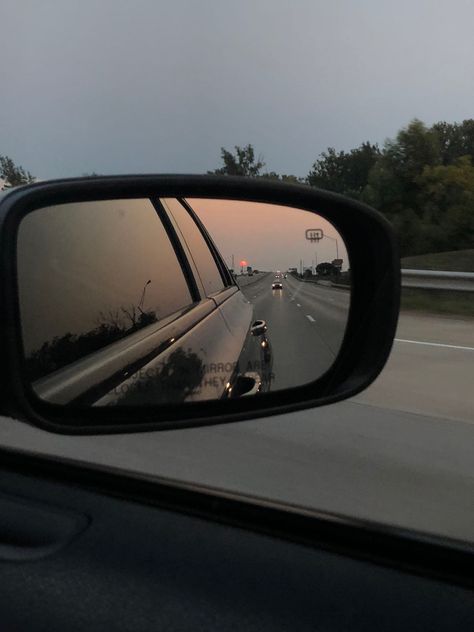 Car Side Mirror Aesthetic, Rearview Mirror Aesthetic, Car Mirror Aesthetic, Poses Travel, Car Side Mirror, Mirror Drawings, Side Mirror Car, Goth Baby, Driving Photography