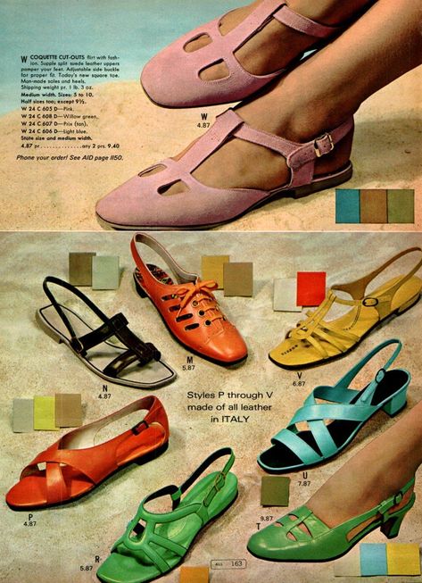 Vintage '60s flat shoes & fashionable low-heel footwear for women 60 Shoes, 1960s Fashion Women, 60s Shoes, 1960s Shoes, 1960’s Fashion, Vintage Shoes Women, Vintage Pumps, Shoes Ads, 60s And 70s Fashion