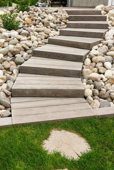 Stairs Backyard, Landscape Stairs, Residential Landscaping, Landscaping Backyard, Patio Slabs, Garden Stairs, Outdoor Steps, Garden Steps, Outdoor Stairs