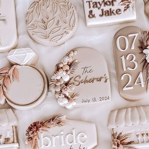 Bess Boname on Instagram: "The boho bridal shower vibe never gets old 😍

#bridetobe #bridalshowercookies #weddingcookies #bohobridalshower #tistheseason #weddingszn #cookiedecorating #cookieart #cookiesofinstagram" Boho Wedding Shower Cookies Decorated, Boho Bridal Shower Cookies Decorated, Rustic Bridal Shower Cookies, Boho Bridal Cookies, Bridal Shower Cookies Boho, Western Bridal Shower Cookies, Boho Wedding Shower Cookies, Boho Cookies Decorated, Boho Bridal Shower Cookies