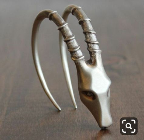 Gabriella Kiss, Jewelry Inspo, Men's Rings, Animal Jewelry, Modern Jewelry, Cute Jewelry, Clay Jewelry, Silver Bracelets, Jewelry Art