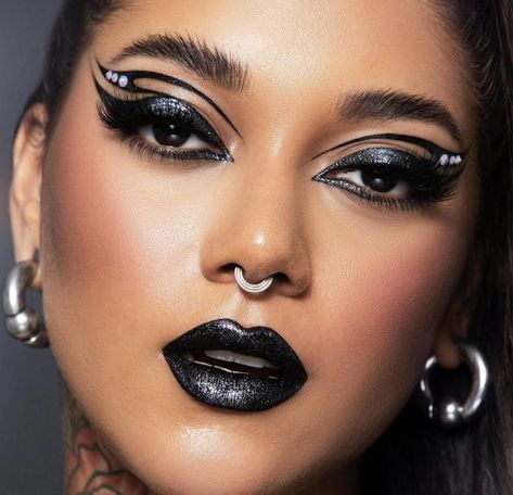 Achromatic Makeup Looks, Dark Dramatic Makeup, Rock Show Makeup, Black Drag Makeup, Rock And Roll Makeup Rocker Chic, Cabaret Makeup Burlesque, Heavy Metal Concert Makeup, Glam Rock Makeup Looks, Rockstar Makeup Ideas