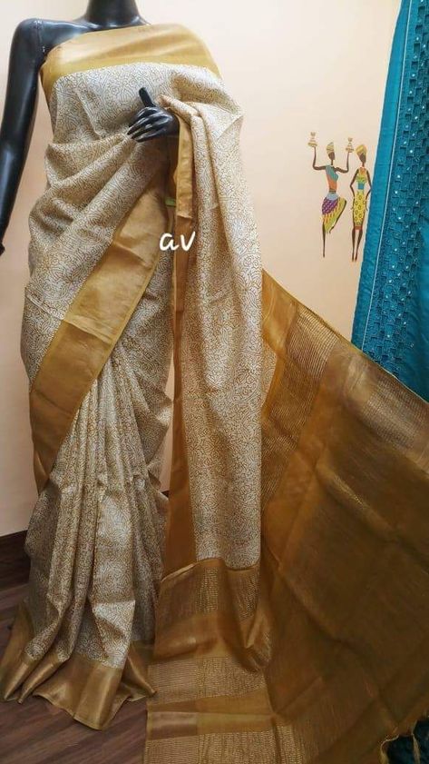 Saree With Price, Latest Silk Sarees, Jewel Design, Kanjivaram Sarees Silk, Cotton Saree Blouse Designs, Silk Sarees Online Shopping, Pattu Saree Blouse Designs, Silk Sarees With Price, Women Cotton Dress