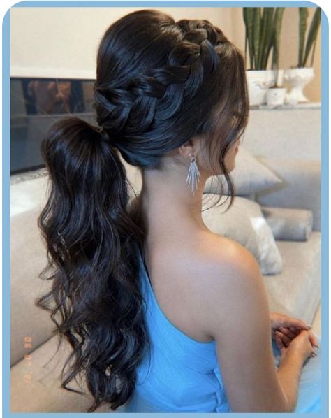 Hairstyle For Quinceanera Mom, Long Hair Styles For Photoshoot, Ponytail Hairstyles For Bride, Quinceanera Hairstyles Ponytail, Elegant Hair Styles For Long Hair Length, Prom Hairstyles Round Face, Madrina Hairstyles, Hairdos For Long Hair Formal, Formal Hairstyles For Prom