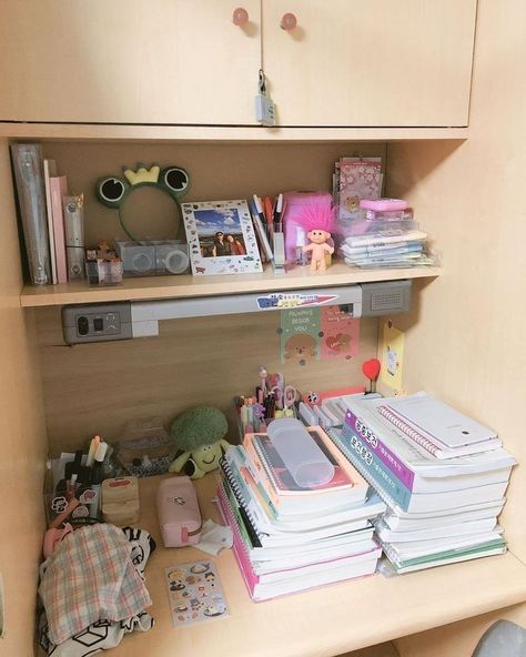 Korean Study Room, Study Desk Organization Student, Desk Organization Student, Desk Organisation Student, Study Desk Organization, Study Vlog, Study Corner, Study Desk Decor, Study Stationery