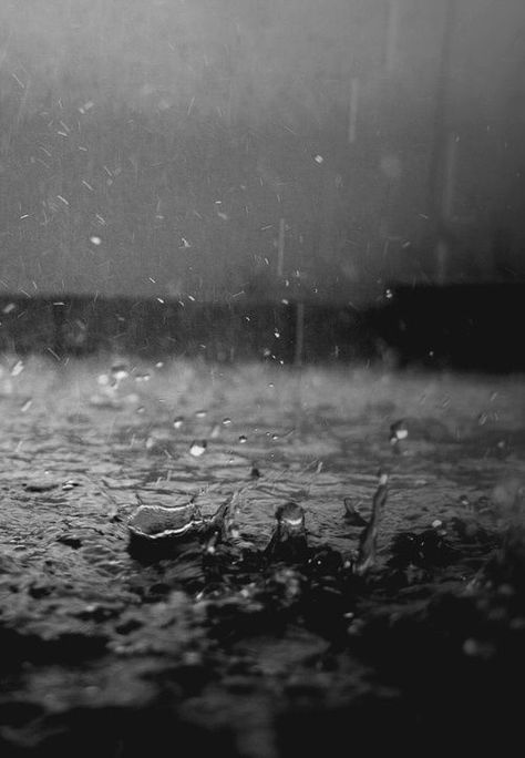 I Love Rain, Rain Wallpapers, Kurosaki Ichigo, Rain Storm, Love Rain, Rainy Night, Sound Of Rain, Wow Art, Rain Photography