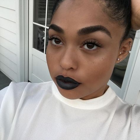 Lookbook Hair, Kylie Jenner Piercings, Hair Lookbook, Cute Ear Piercings, Jordyn Woods, Best Cardio Workout, Conch Piercing, Piercing Tattoo, Kylie Cosmetics