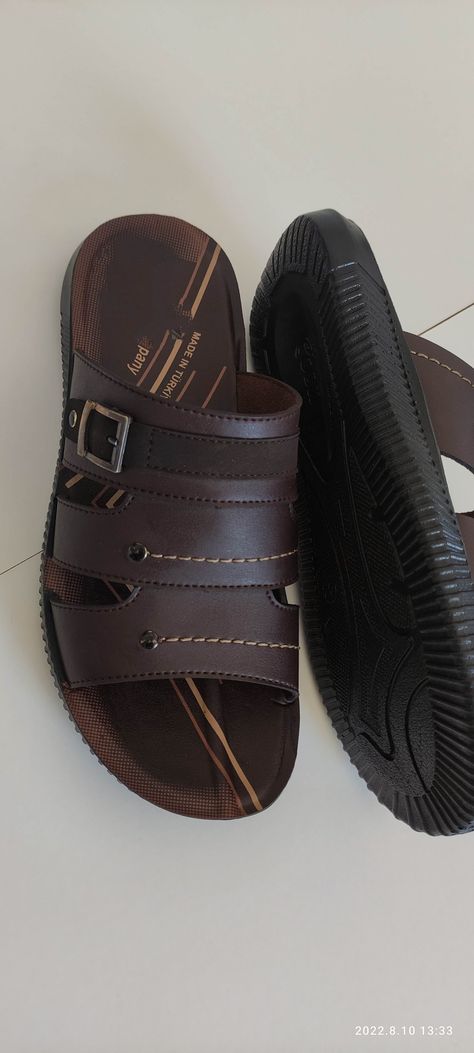 Palm Slippers, Gents Slippers, Mens Sandals Fashion, Shoe Makeover, Branded Shoes, Mens Leather Sandals, Fashion Slippers, Mens Leather, Brown Sandals