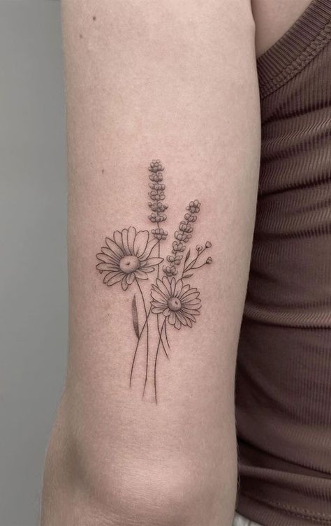 30+ Beautiful Flower Tattoo Ideas : A Bunch of Daisy & Lavender Tattoo I Take You | Wedding Readings | Wedding Ideas | Wedding Dresses | Wedding Theme Margarita Flower Tattoo, Tattoo Upper Arm Women, Upper Arm Tattoo Women, Au Prompts, Tattoo Lavender, Daisy Tattoo Meaning, 111 Tattoo, 999 Tattoo, Margarita Flower