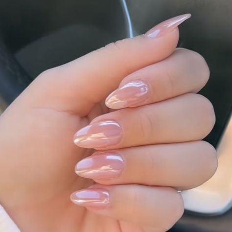 Looking for the perfect fall and winter 2023 nail idea? We got you covered. Ahead, we cover the latest nail trends for winter 2023 so you can find simple nail designs that you can recreate at home. #nails Nail inspo Iridescent French Tip Nails Almond, Sheer Pink Chrome Nails, Milky Nails, Subtle Nails, Simple Gel Nails, Pretty Gel Nails, Soft Nails, Girls Nails, Minimalist Nails