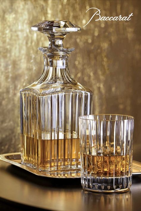 Glass Whiskey Decanter, Whisky Decanter, Vintage Decanter, Luxury Tableware, Whiskey Gifts, Whisky Glass, Baccarat Crystal, Whiskey Decanter, Decanter Set