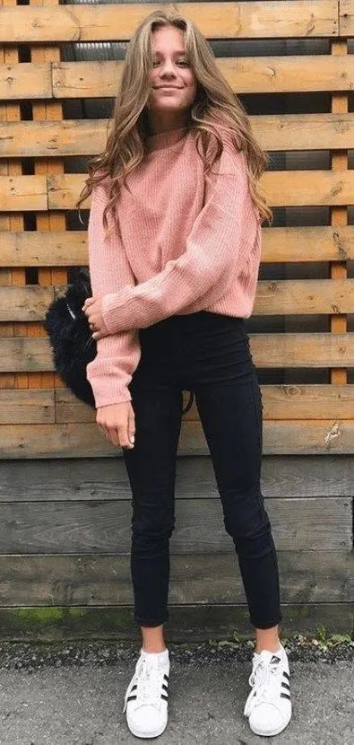 30+ Super Stylish Winter Outfits for Women 2023 - HubPages Leggings Outfit Dressy, Winter School Outfits, Baddie Outfits For School, Leggings Outfit Fall, Outfit Elegantes, Winter Outfits For School, Fall Outfits For School, Simple Summer Outfits, Fall Leggings