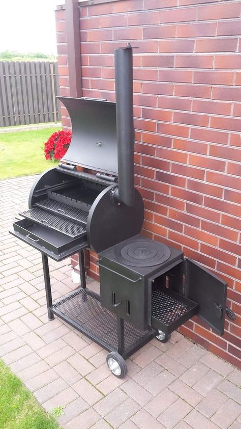 Home Made Smoker, Backyard Bbq Pit, Diy Barbecue, Custom Bbq Smokers, Barbeque Grill Design, Smoker Designs, Barrel Bbq, Smoker Plans, Custom Bbq Pits