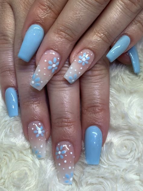 Powder Blue Nails, Baby Blue Acrylic Nails, Sweet 16 Nails, Pastel Blue Nails, Blue Prom Nails, Sky Blue Nails, Nails Art Ideas, Light Blue Nails, Baby Blue Nails