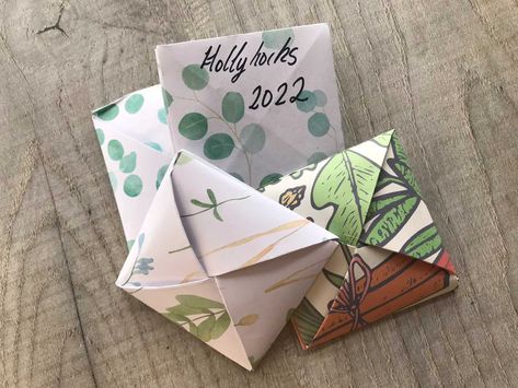 Practical Origami, Origami Sailboat, Seed Saving Envelopes, Diy Seed Packets, Money Making Projects, Book Page Roses, Simple Origami, Seed Storage, Garden Magic