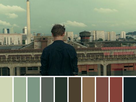 Film Stills Cinematography Color Palettes, Cenimatic Color Platte, Cinematic Color Palette, Cinematic Portrait, Movie Color Palette, Cinema Colours, Headshot Poses, Color Script, Japanese Film