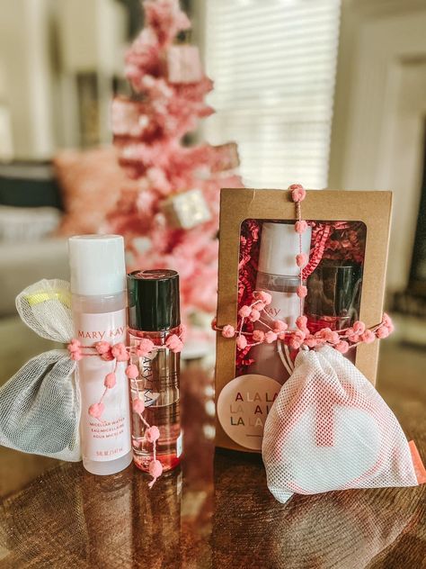 Mary Kay Holiday Packaging Ideas, Mary Kay Christmas Gift Ideas 2024, Marykay Holiday 2023, Mary Kay Gifts Ideas, Mary Kay Christmas Gift Ideas 2023, Mary Kay Holiday Gift Ideas, Mary Kay Gift Basket Ideas, Mary Kay Christmas Gift Ideas, Mary Kay Gift Ideas