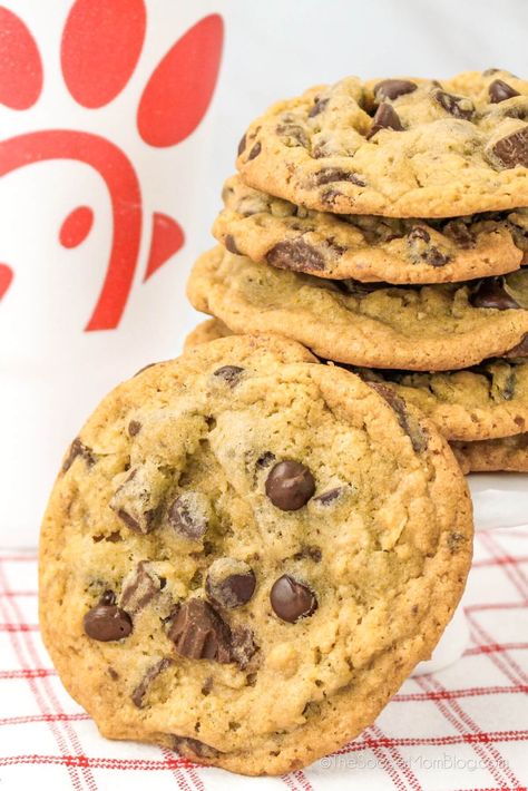 Chick-fil-A cookies are thick and chewy cross between oatmeal cookies and chocolate chunk cookies. Make them at home with our easy copycat recipe! Chic Fil A Chocolate Chip Cookie Recipe, Chick Fila Chocolate Chunk Cookies, Chik Fil A Oatmeal Chocolate Chip Cookies, Chick Fil A Cookie Recipe Copycat, Chic Fil A Cookie Recipe, Chik Fil A Cookie Recipe, Chick Fil A Chocolate Chunk Cookies, Chickfila Cookie Recipe, Chick Fil A Chocolate Chip Cookie Recipe