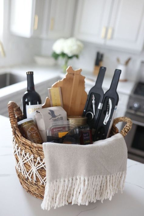 Gift Basket Display Ideas, Welcome Gifts For Guests Home, House Closing Gifts Basket Ideas, Closing Gifts For Buyers Basket, Wine Raffle Basket Ideas, Wine Basket Gift Ideas, House Closing Gifts, Welcome Home Gift Basket, Realtor Closing Gifts For Clients