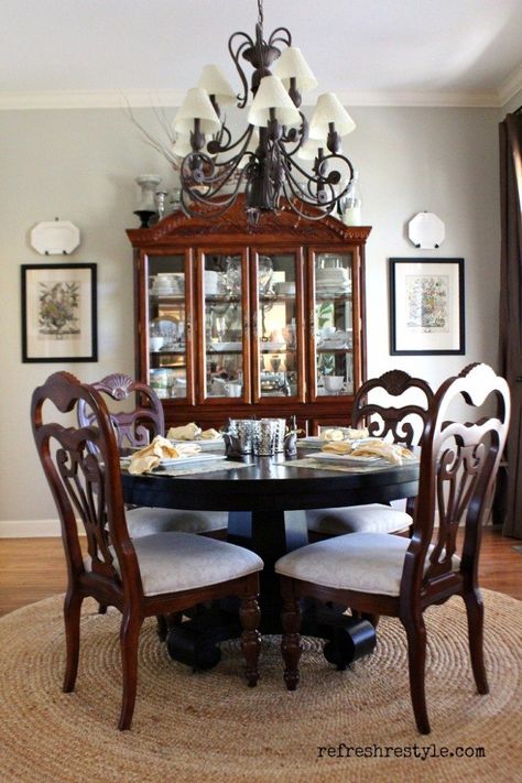 House Tour - Dining Room Antique Dining Room Decor, Dinner Wagon, Modern Traditional Living Room, Dining Room Decor Traditional, Masculine Living Rooms, Dining Room Furniture Collections, Dining Room Furniture Design, Classic Dining Room, Dark Living Rooms