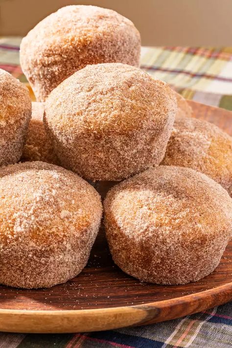 Apple Cider Donut Muffins Recipe Apple Cider Mini Muffins, Apple Cider Donut Muffins, Donut Muffins Recipe, Apple Cider Muffins, Morning Muffins, Apple Cider Donuts Recipe, Donut Muffins, Breakfast Goodies, Fruit Bread