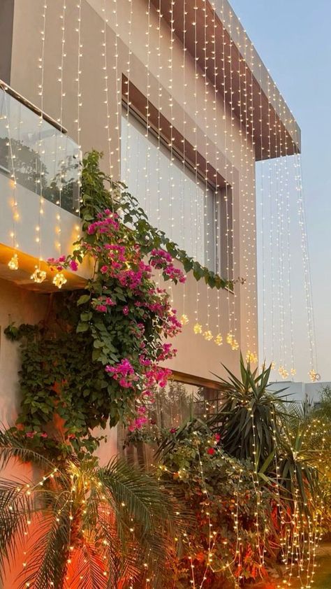 These People Might Have Gone A Little Too Far With Their Plastic Surgery Journeys Wedding Aesthetic Pakistani, Pakistani Wedding House Decor, Pakistani Decor Wedding, Pakistani Wedding Decoration Home, Wedding Decor Pakistani, Outdoor Desi Wedding, Desi Wedding House Decor, Wedding Room Decorations Pakistani, Desi Wedding Aesthetic Decor